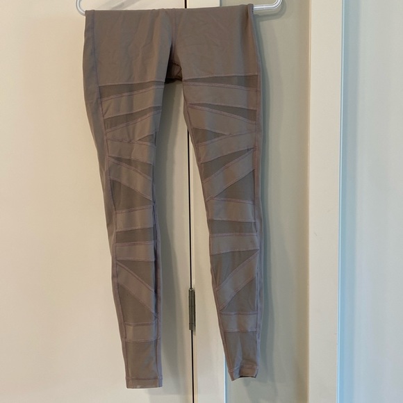Lululemon pants - Picture 1 of 2